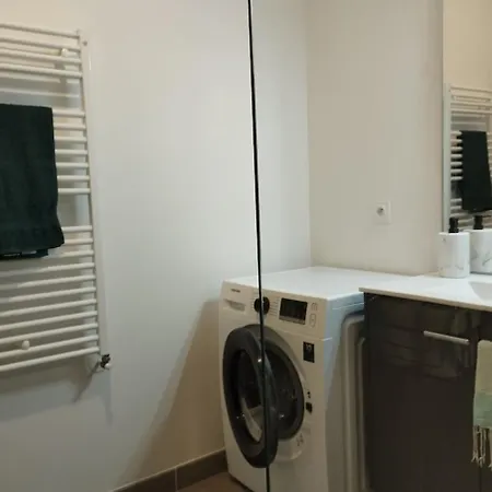 L'ecrin Berjallien Apartment *